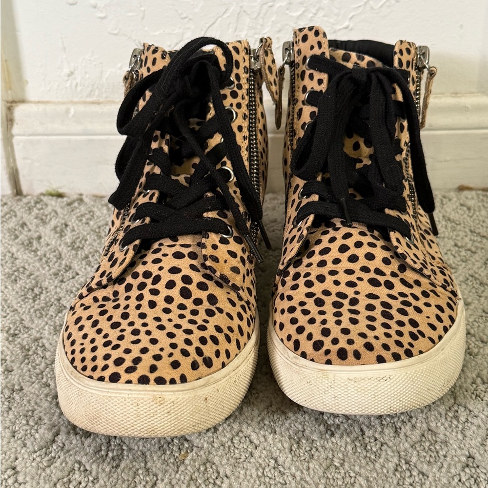 Report Tan and Black Leopard Print Sneakers
